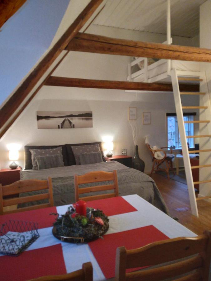 Hoshelle Bed & Breakfast รีเบอ ภายนอก รูปภาพ